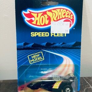 1989 Hot Wheels Speed Fleet XT-3 #4 NOC
